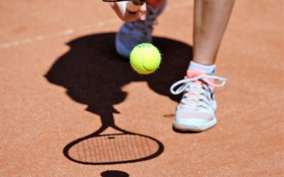 Tenniskurse für Kinder, Jugendliche und Erwachsene im Sommer 2024